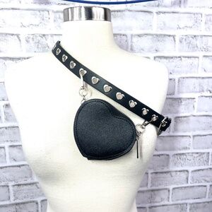 NWOT Heart Belt Heart Buckle Heart Bag